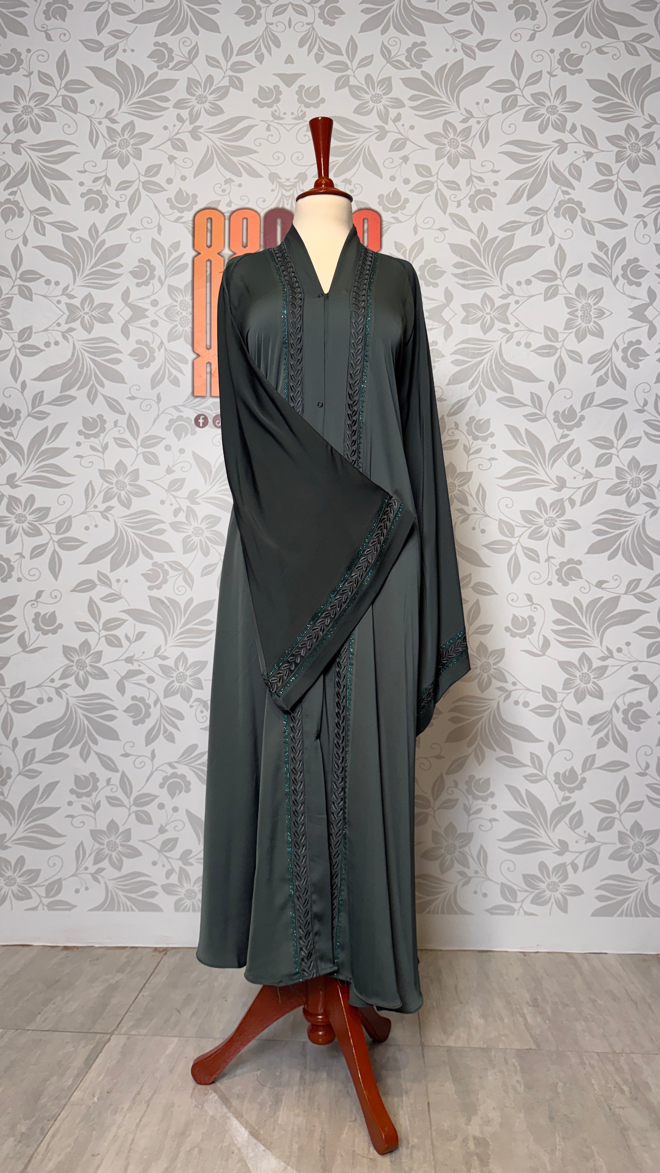 Embroidery DMC work closeup on Bottle Green abaya A006 open front abaya Pakistan
