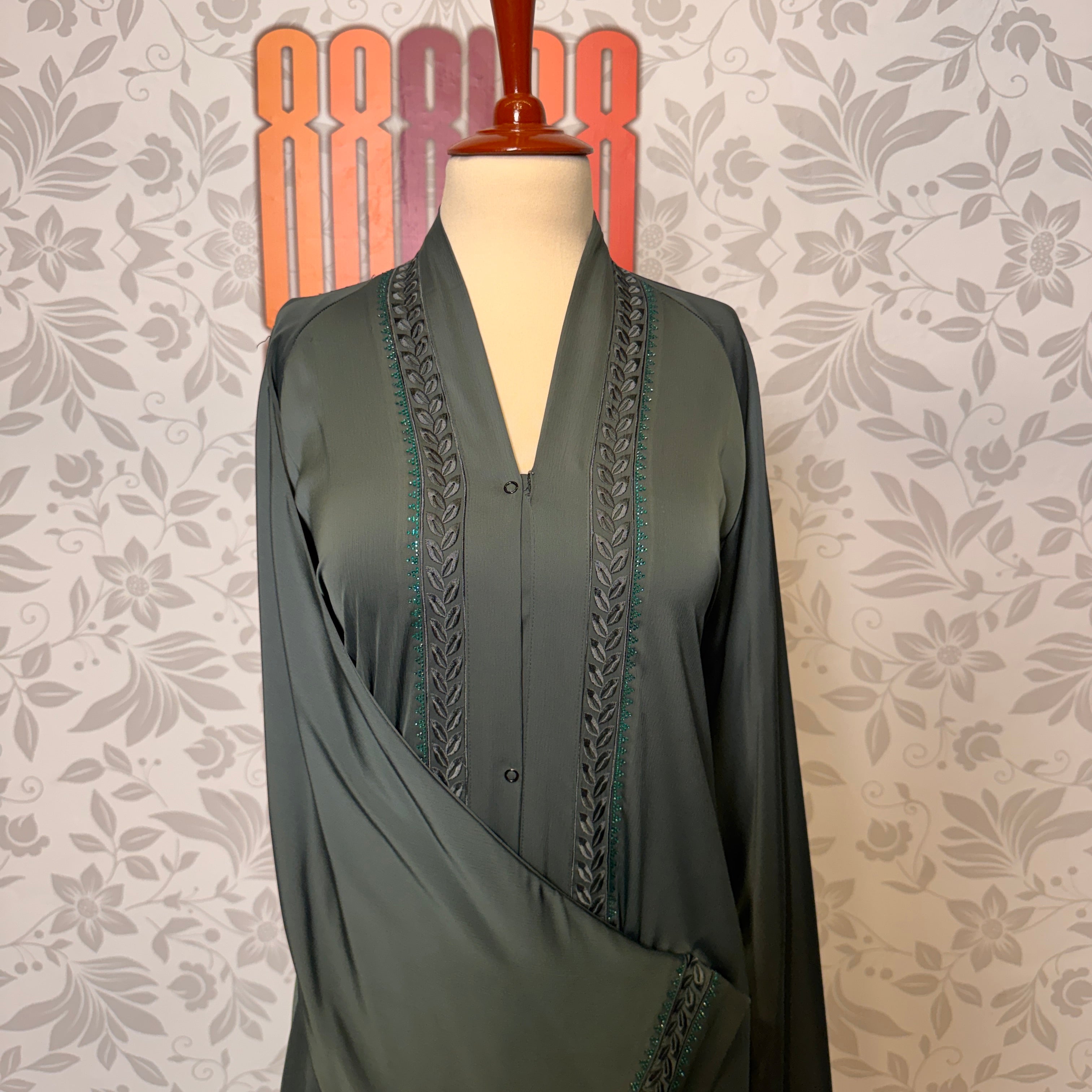 DMC embroidery neckline detail closeup Bottle Green open front abaya designs Pakistan A006

