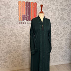Cut Dana neckline detail closeup Green open front abaya designs Pakistan A002
