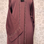 Cut Dana neckline detail closeup Maroon open front abaya designs Pakistan A003
