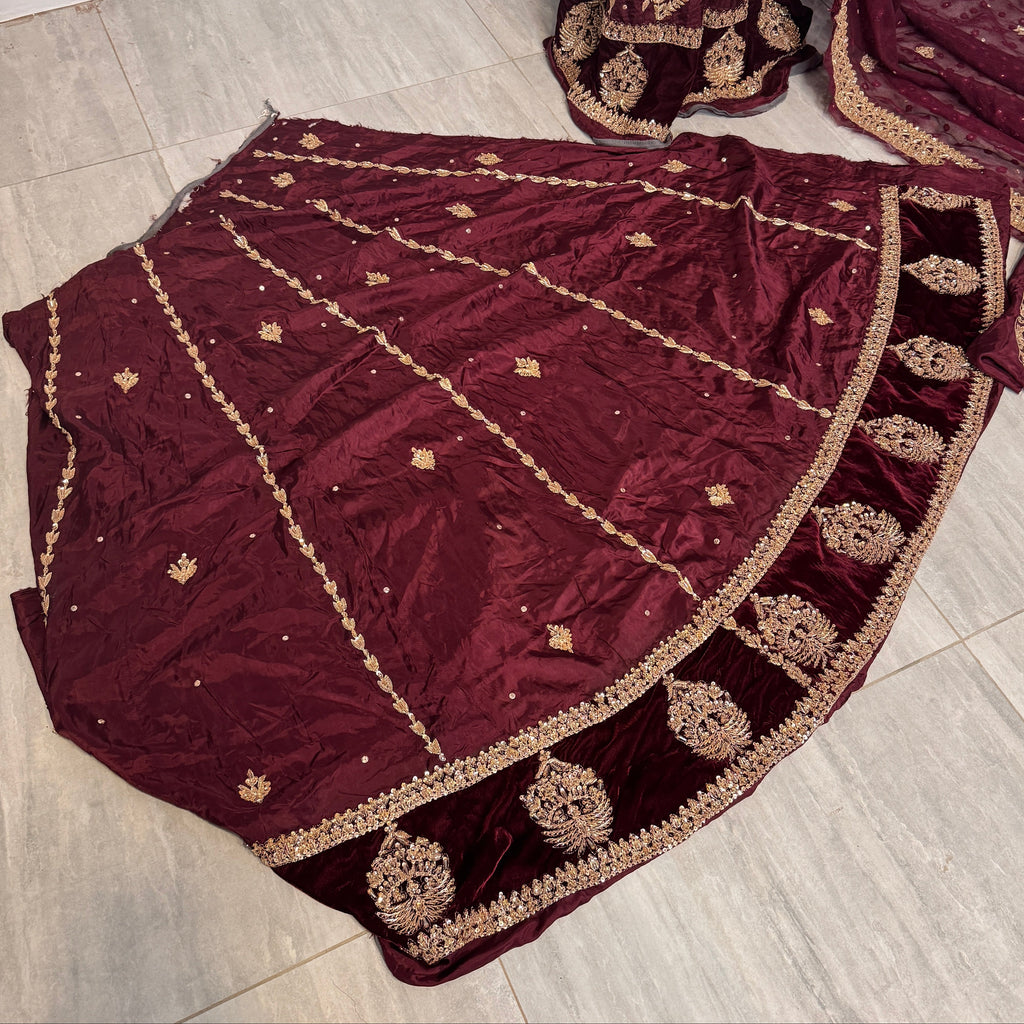 Wedding lehenga BACK hand work BL034 lehenga view – maroon tassel silk with nakshi jewelry embroidery velvet patch and back border Pakistan
