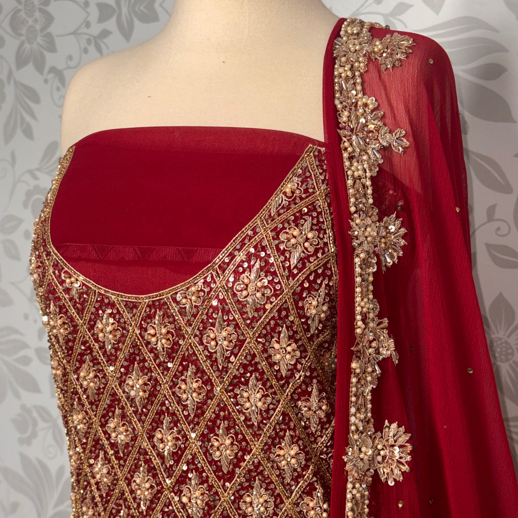 Bridal lehenga Pakistani BL020 shirt close up – kora nakshi crystal pearl hand work detail on deep anari red crinkle chiffon fabric
