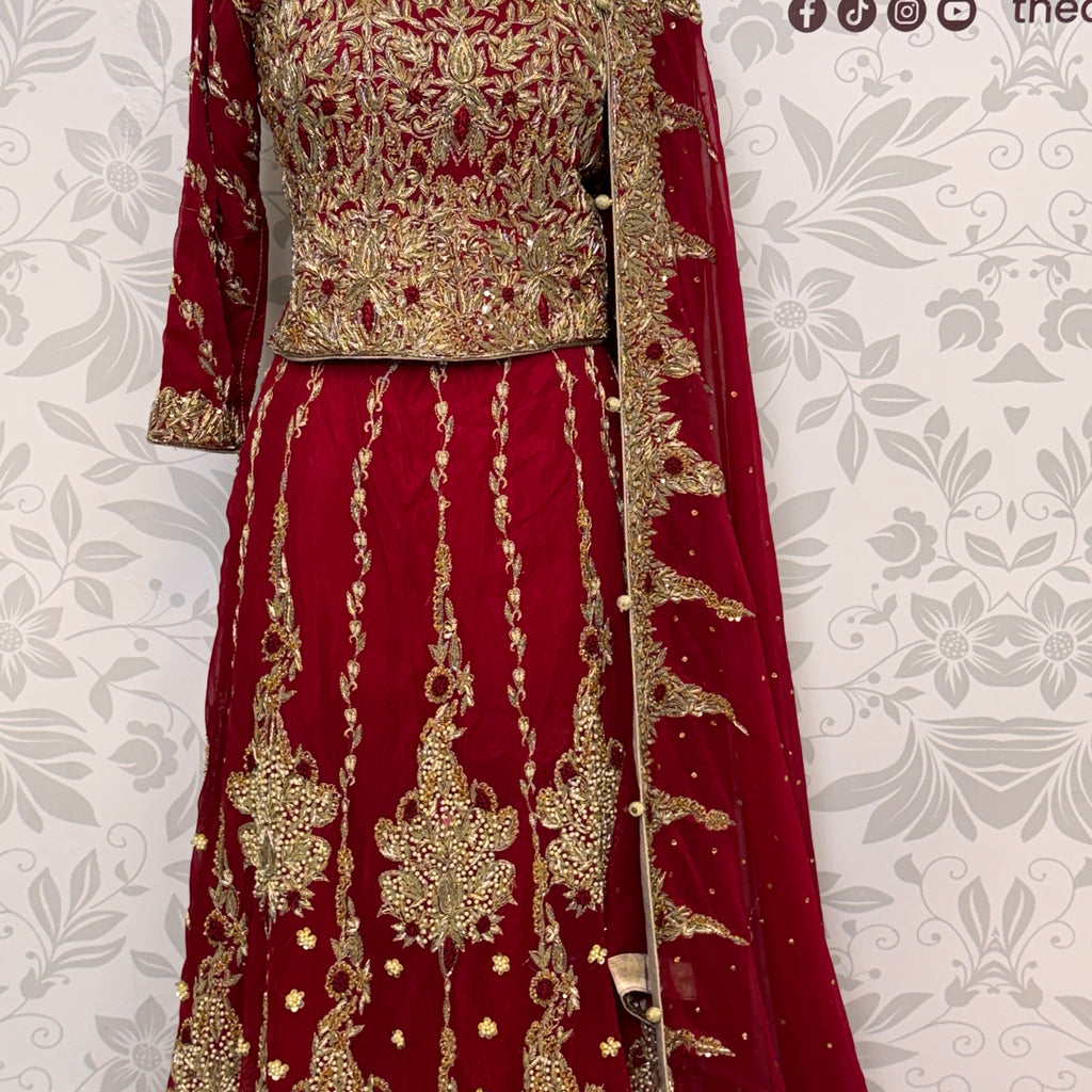 Wedding lehenga hand work BL022 lehenga view – deep anari red crinkle chiffon with kora dabka and resham embroidery full skirt Pakistan
