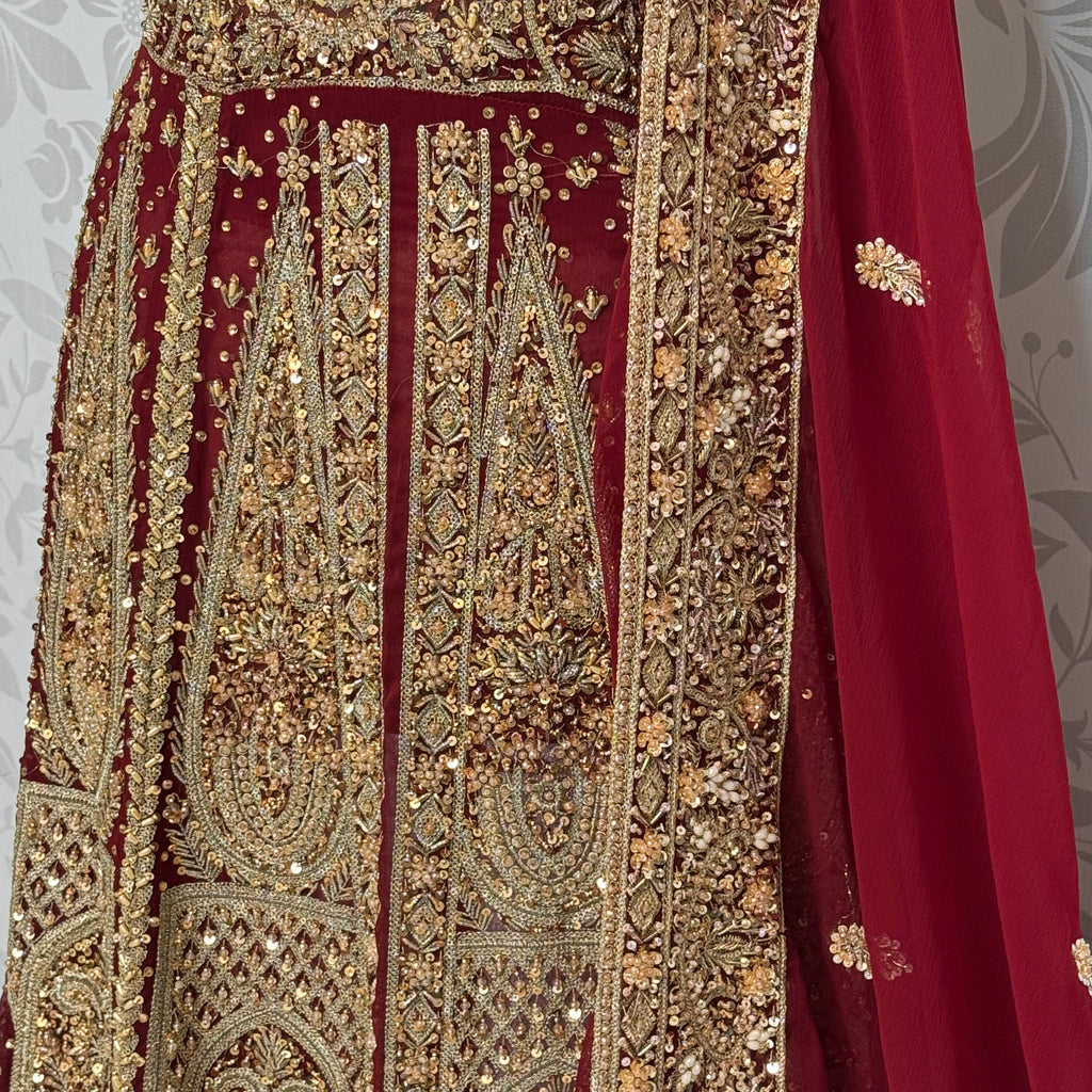 Bridal lehenga hand work BL023 lehenga close up – nakshi kora crystal embroidery detail on deep anari red crinkle chiffon Pakistan

