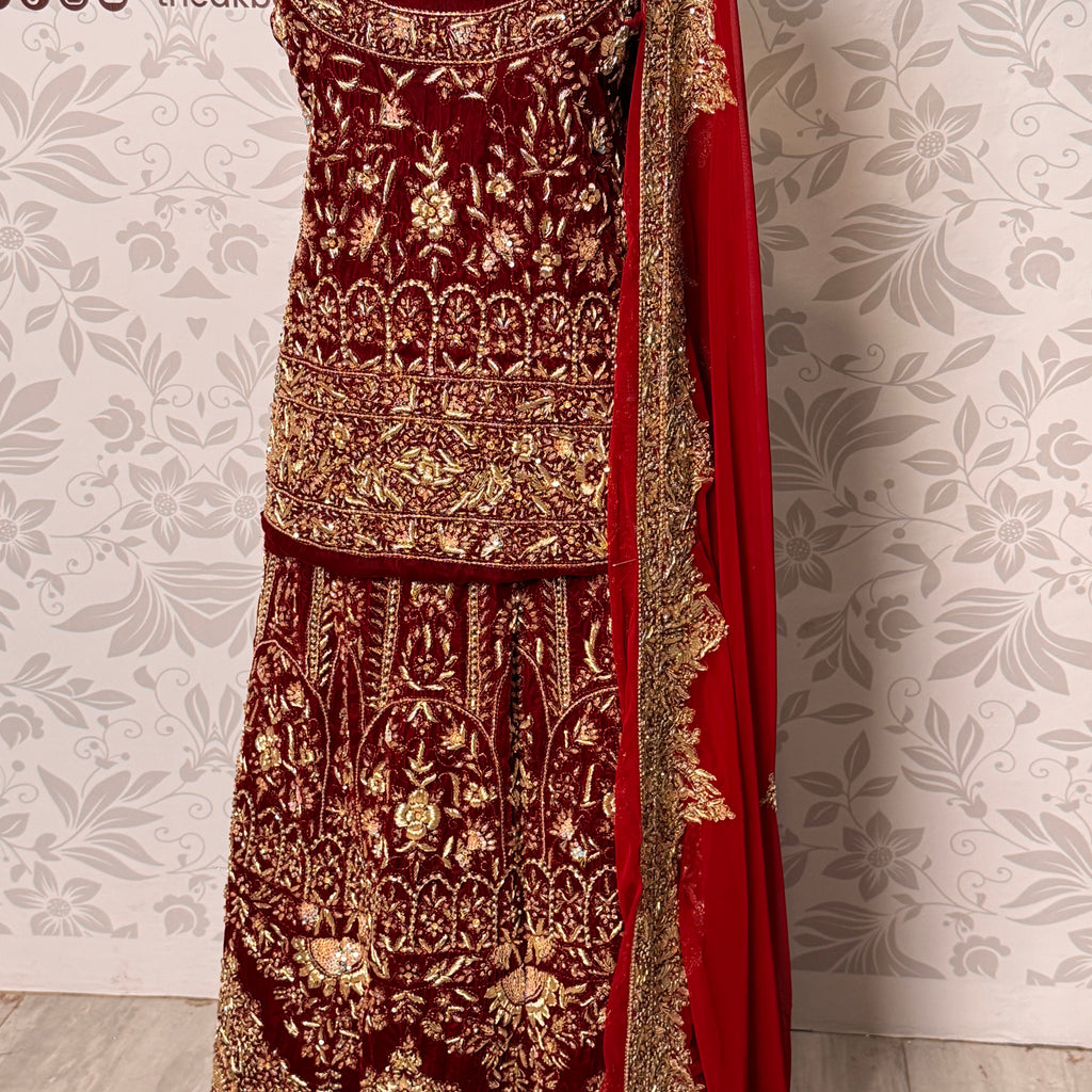 Wedding lehenga hand work BL029 lehenga front view – deep anari red velvet with dabka and crystal embroidery full skirt Pakistan
