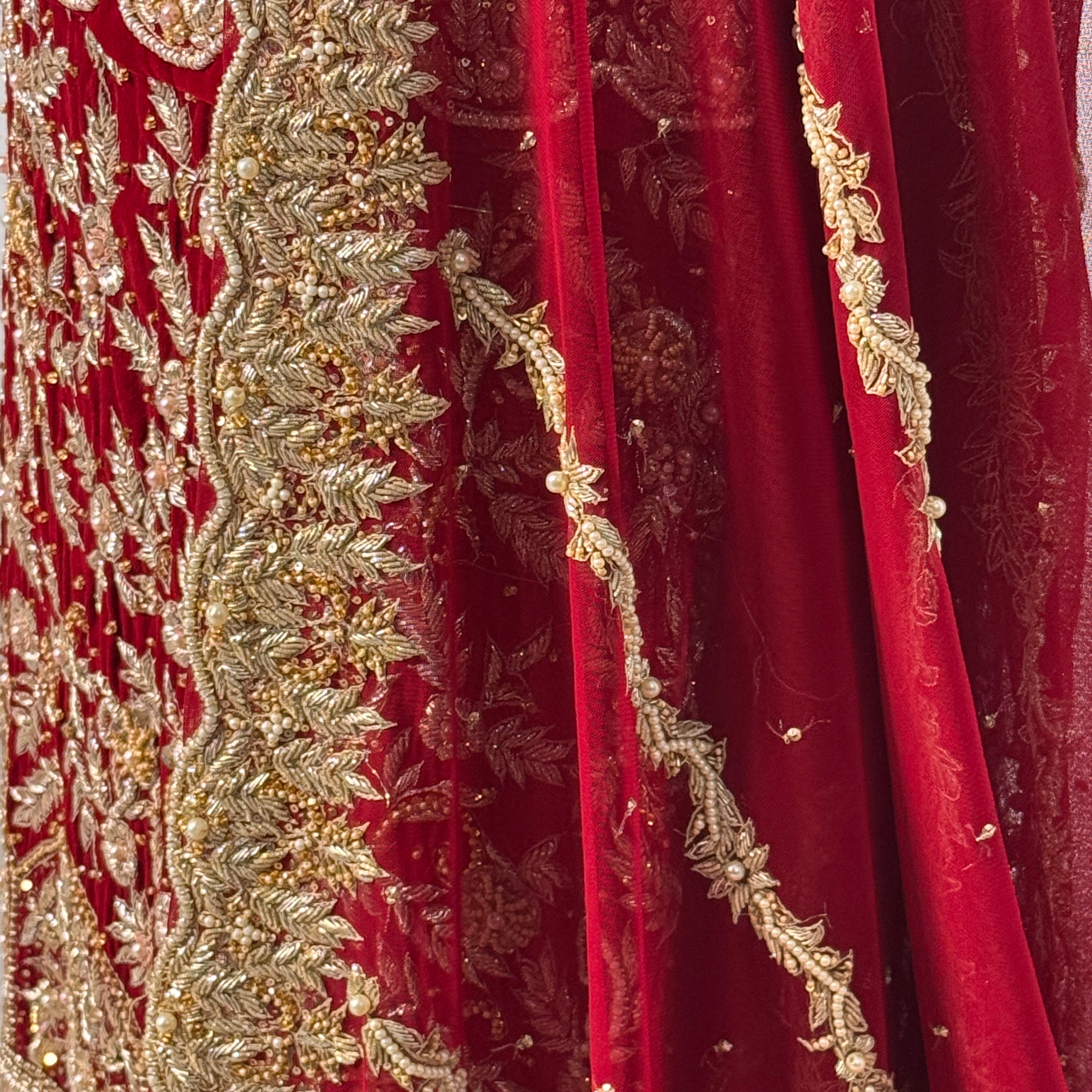 Bridal lehenga online Pakistan BL031 net dupatta – deep anari red with heavy matha patti border and light border bail design wedding lehenga
