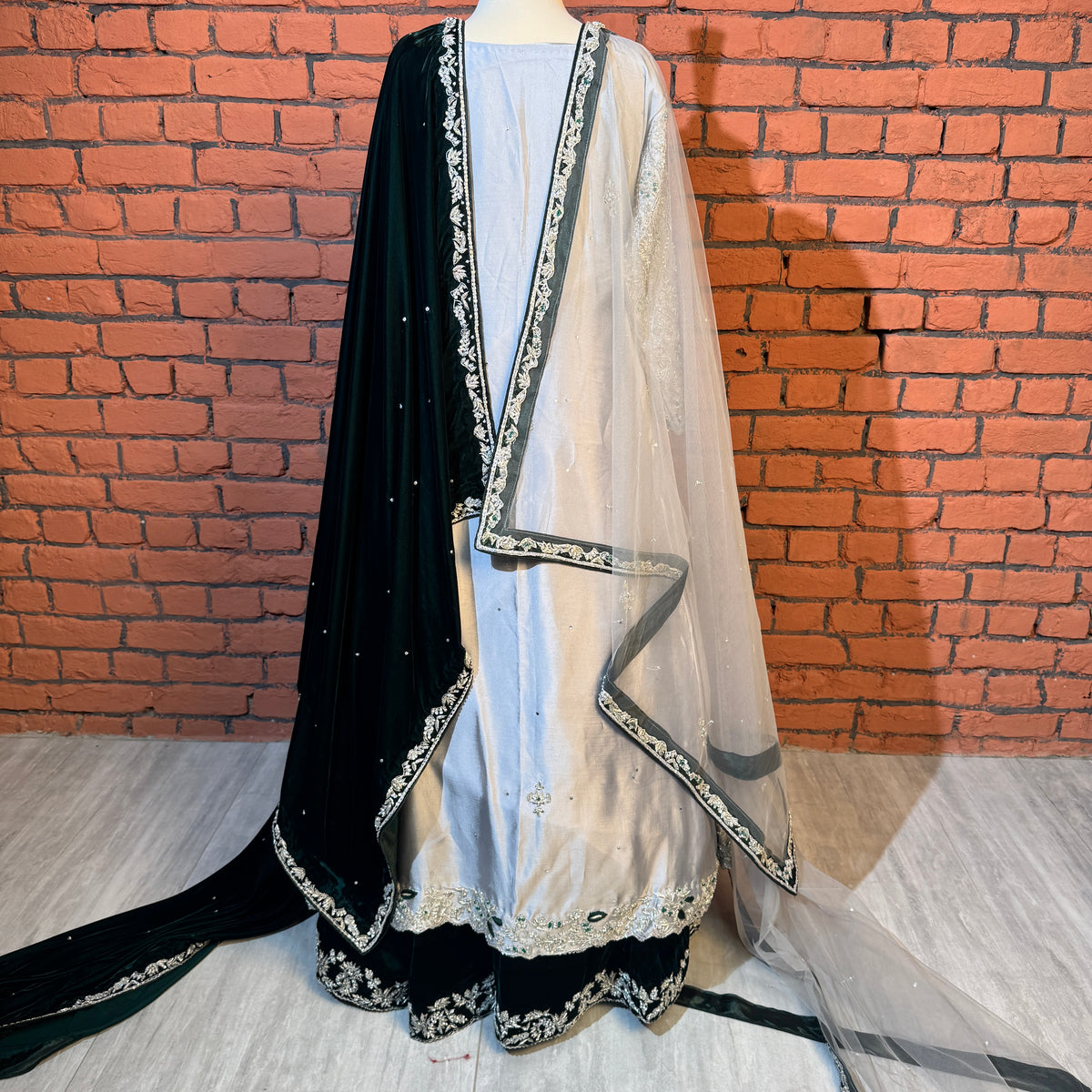 Bridal lehenga Pakistani BL036 back view – tissue silk open maxi velvet lehenga full back hand embroidery dabka nakshi 2026 bridal lehenga designs
