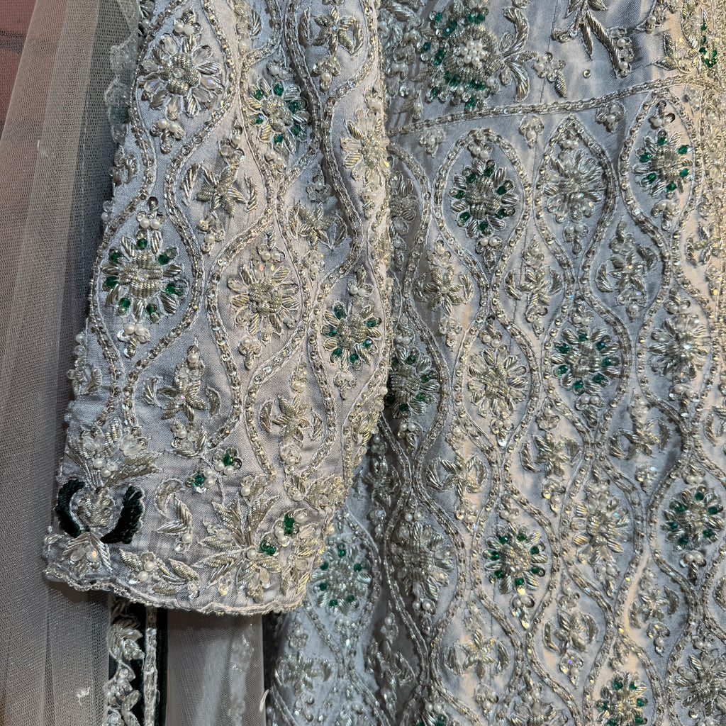 Bridal lehenga Pakistani BL036 sleeves view – heavy hand embroidery dabka nakshi tissue silk sleeves velvet bridal lehenga Pakistani 2026

