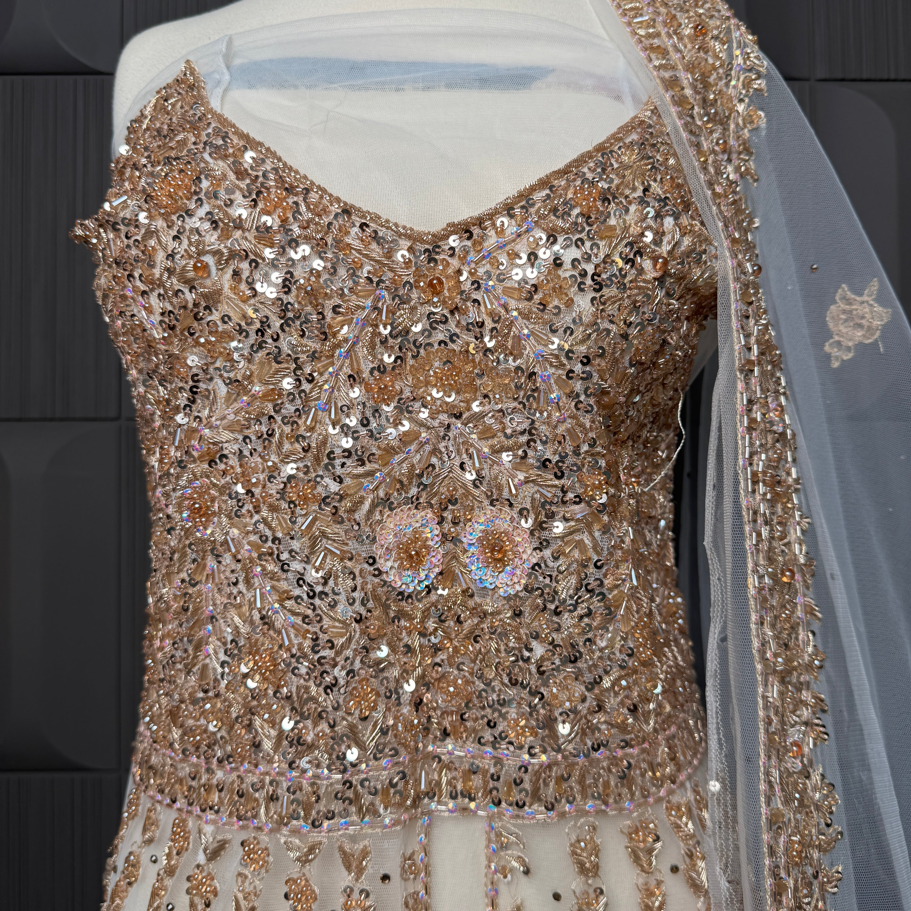 Bridal Maxi Hand Work Gold – BM004