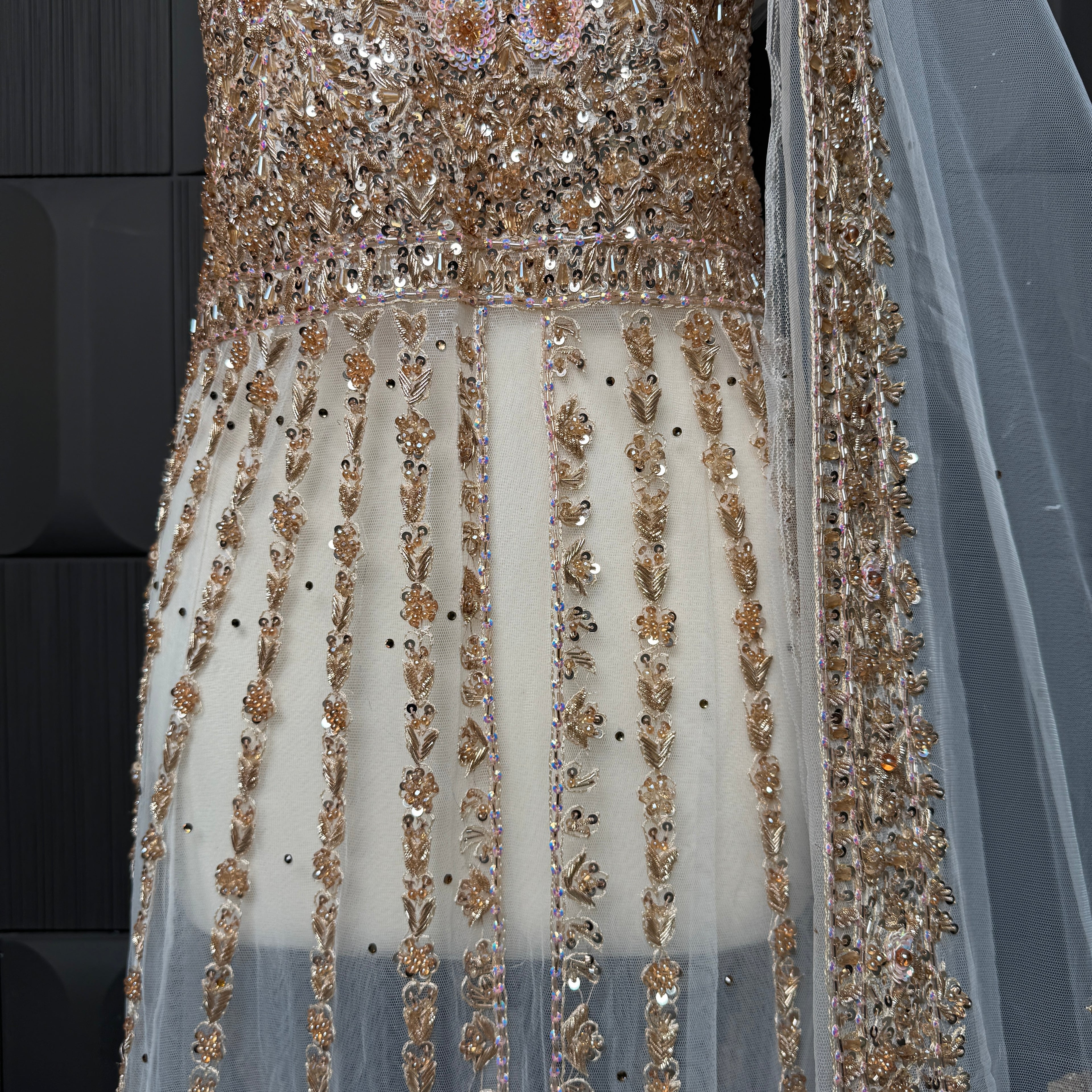Bridal Maxi Hand Work Gold – BM004