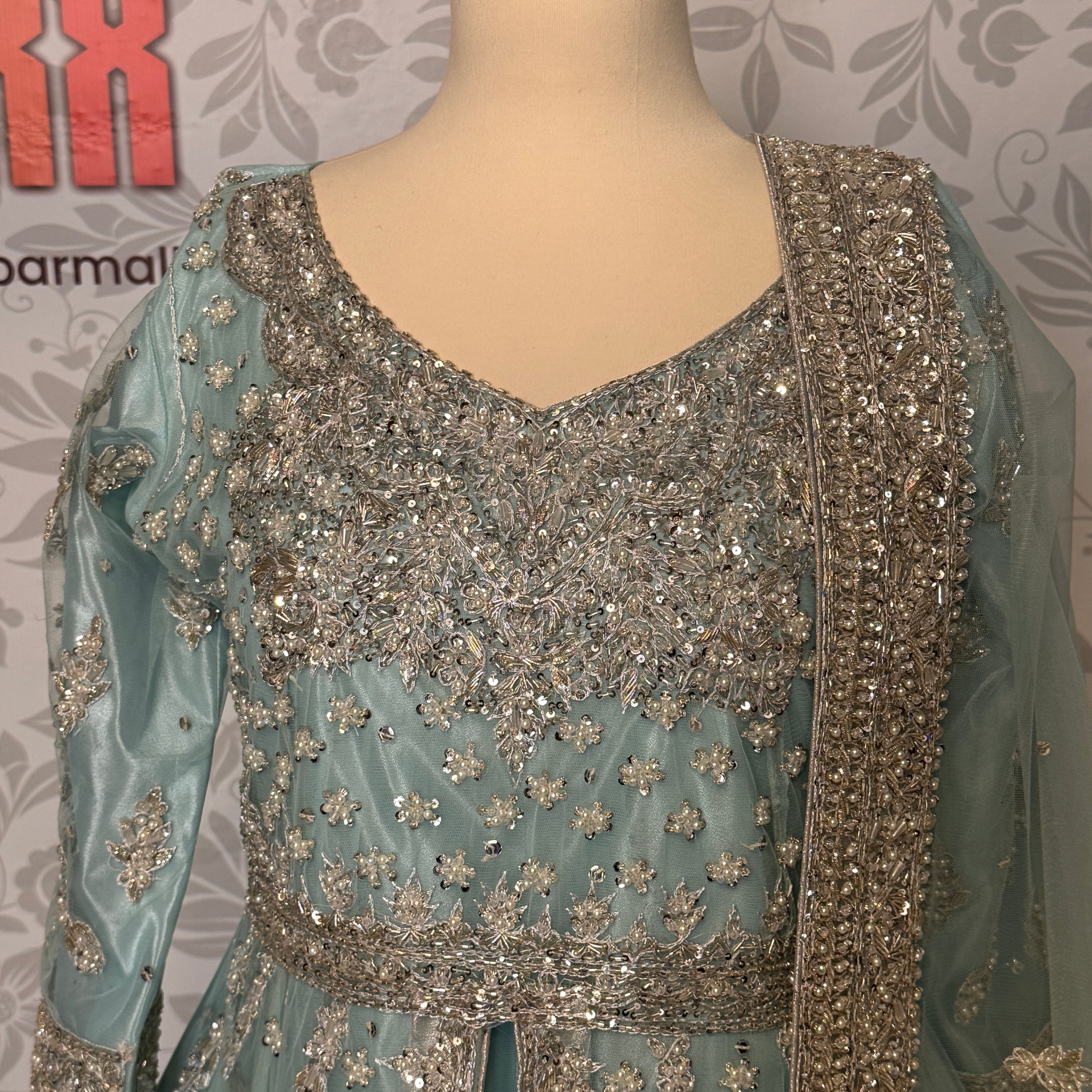 Bridal maxi for barat BM018 maxi close up – kora nakshi jewelry hand work detail on ice blue net fabric
