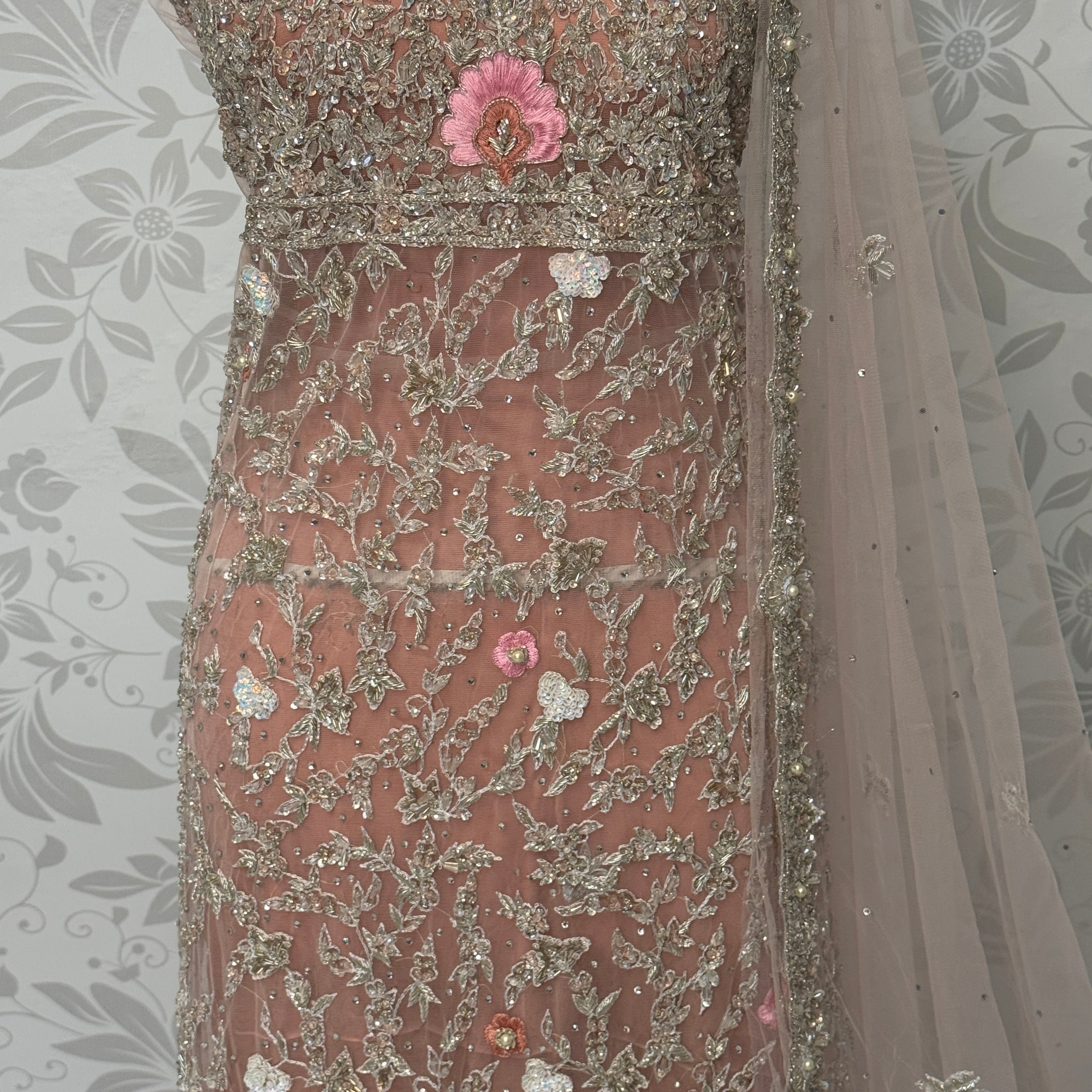 Bridal maxi for nikkah BM017 double inner view – light peach net with kora nakshi resham jewelry embroidery and structured inner Pakistan

