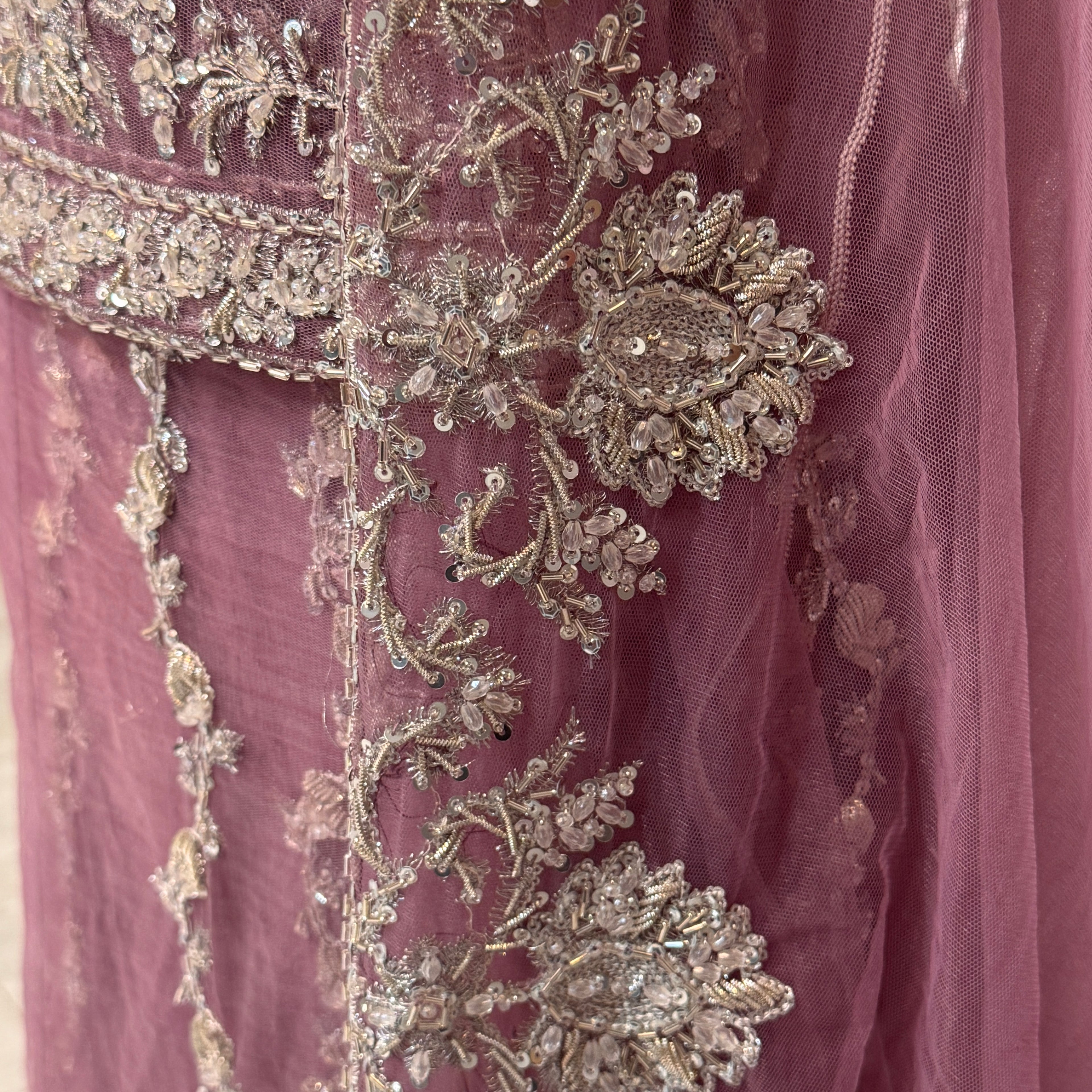 Bridal maxi BM016 dupatta – lilac purple with heavy matha patti border and light three-side border Pakistani wedding maxi
