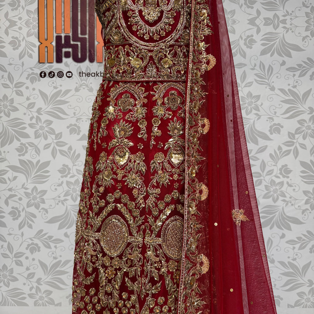 Bridal lehenga online Pakistan BL014 dupatta – deep red with heavy matha patti border spray booti chatta and light three-side work
