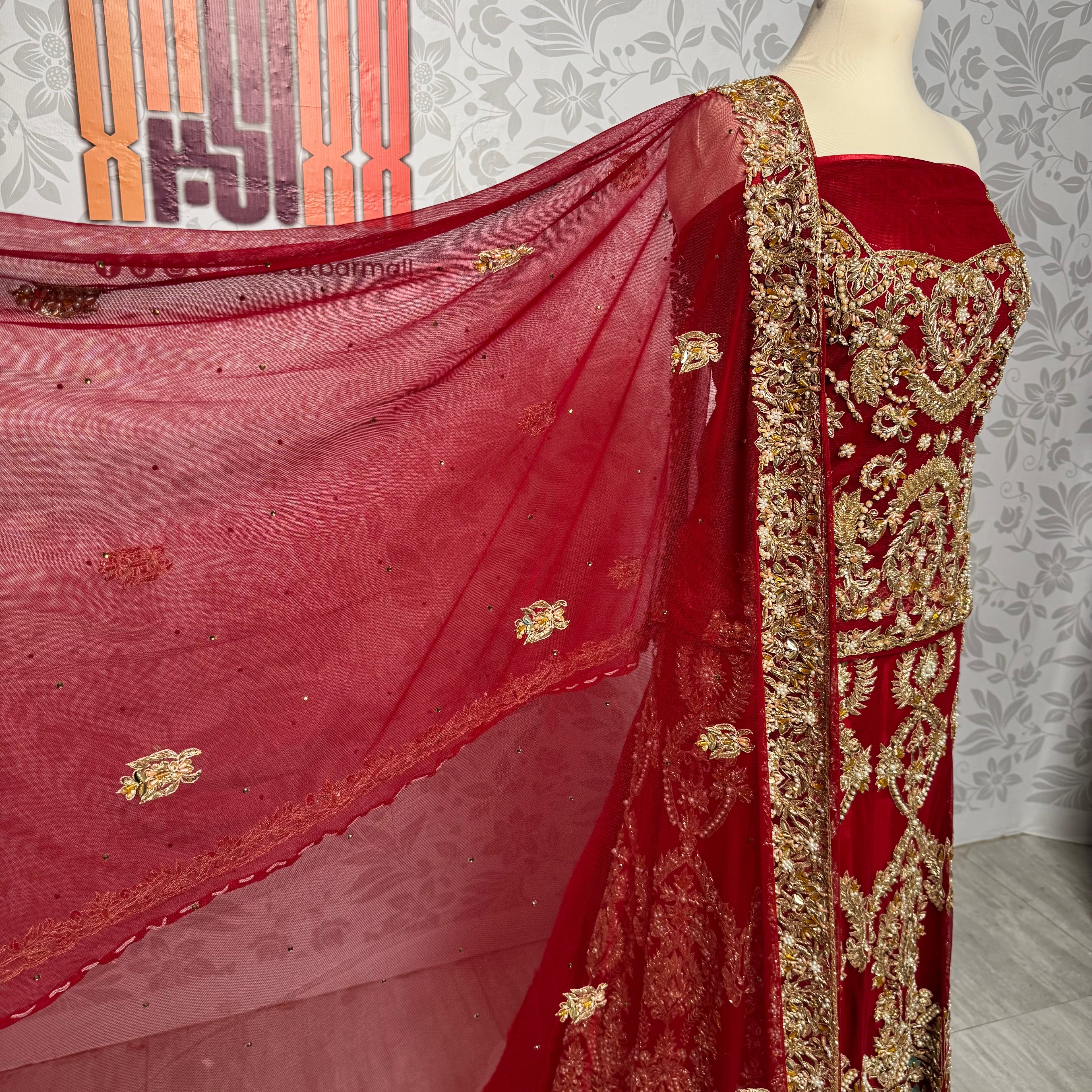 Bridal lehenga online Pakistan BL015 dupatta – deep red with heavy matha patti border spray work and light three-side embroidery