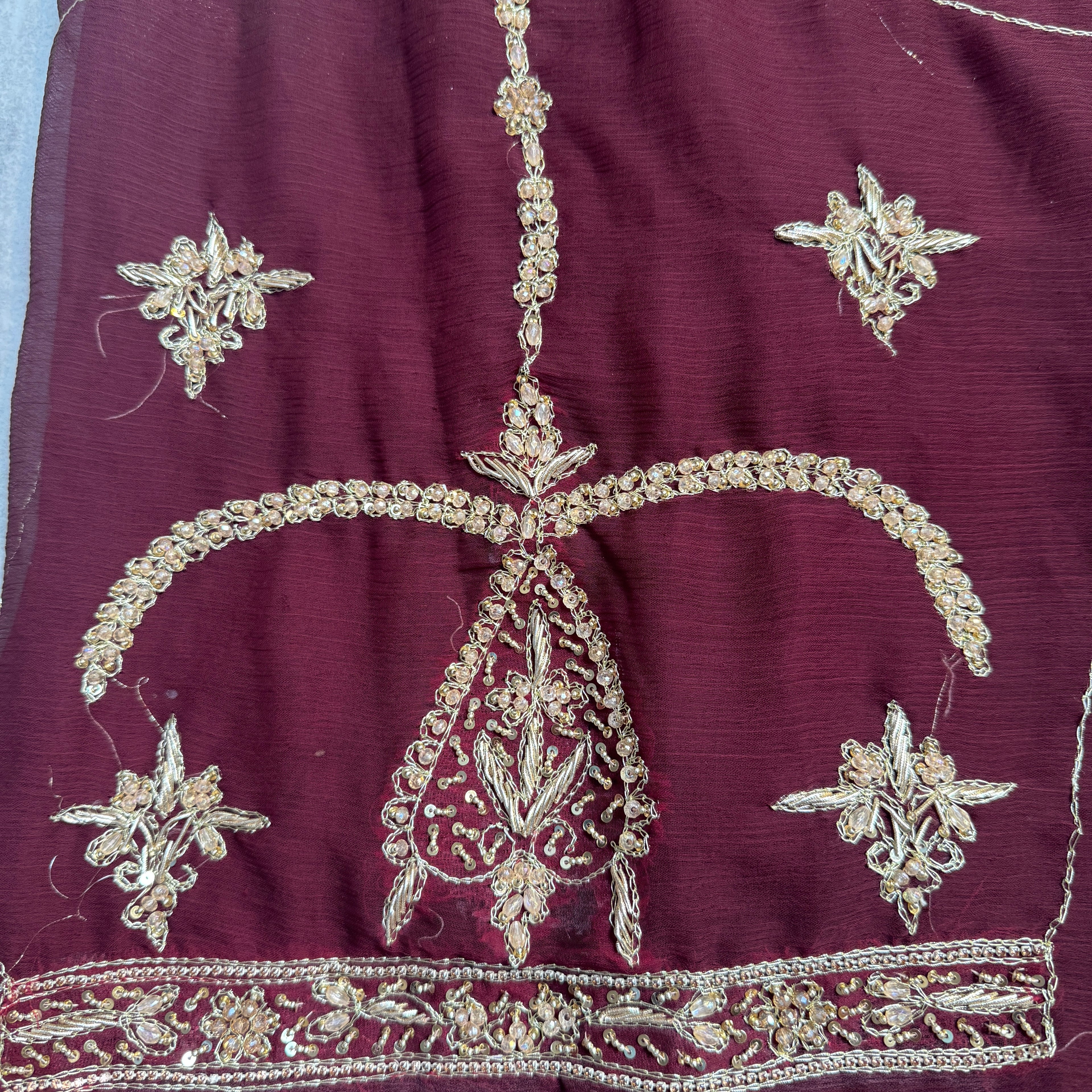 Bridal lehenga online Pakistan BL018 sleeves detail – nakshi kora pearl and jewelry hand embroidery on fresh maroon crinkle chiffon