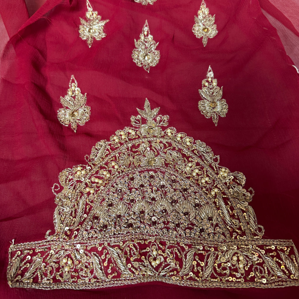 Bridal lehenga online Pakistan BL019 sleeves detail – kora dabka resham and crystal hand embroidery on deep red crinkle chiffon
