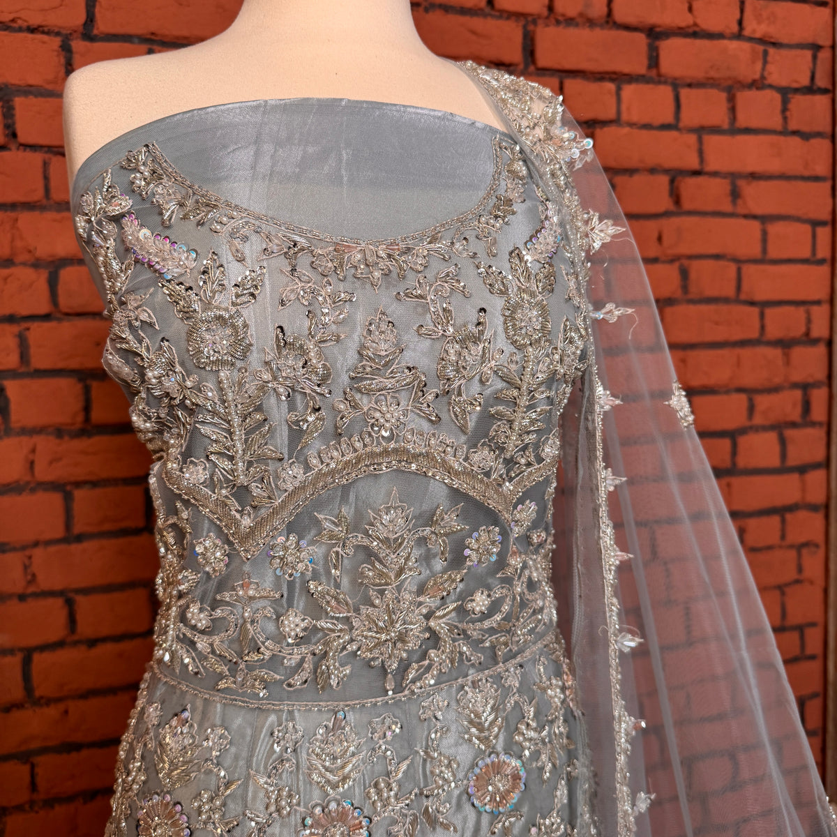 Bridal Maxi for Barat Grey BM025 – Hand Work Dakka Kora Jewelry Embellishment Net Suit
