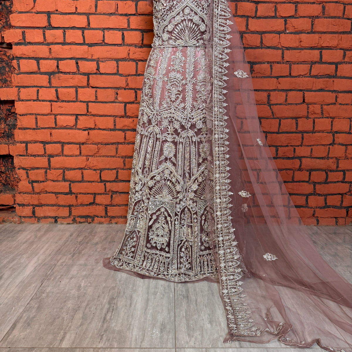 Bridal Maxi Dupatta BM026 – Heavy Border Matha Patti 3 Side Boti Work Tea Pink Net
