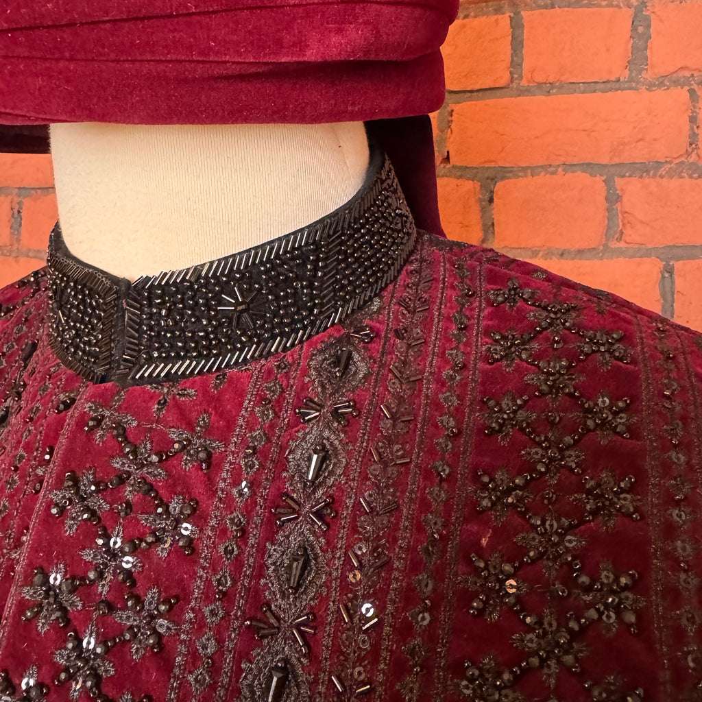 sherwani for men maroon collar and neckline embroidery detail
