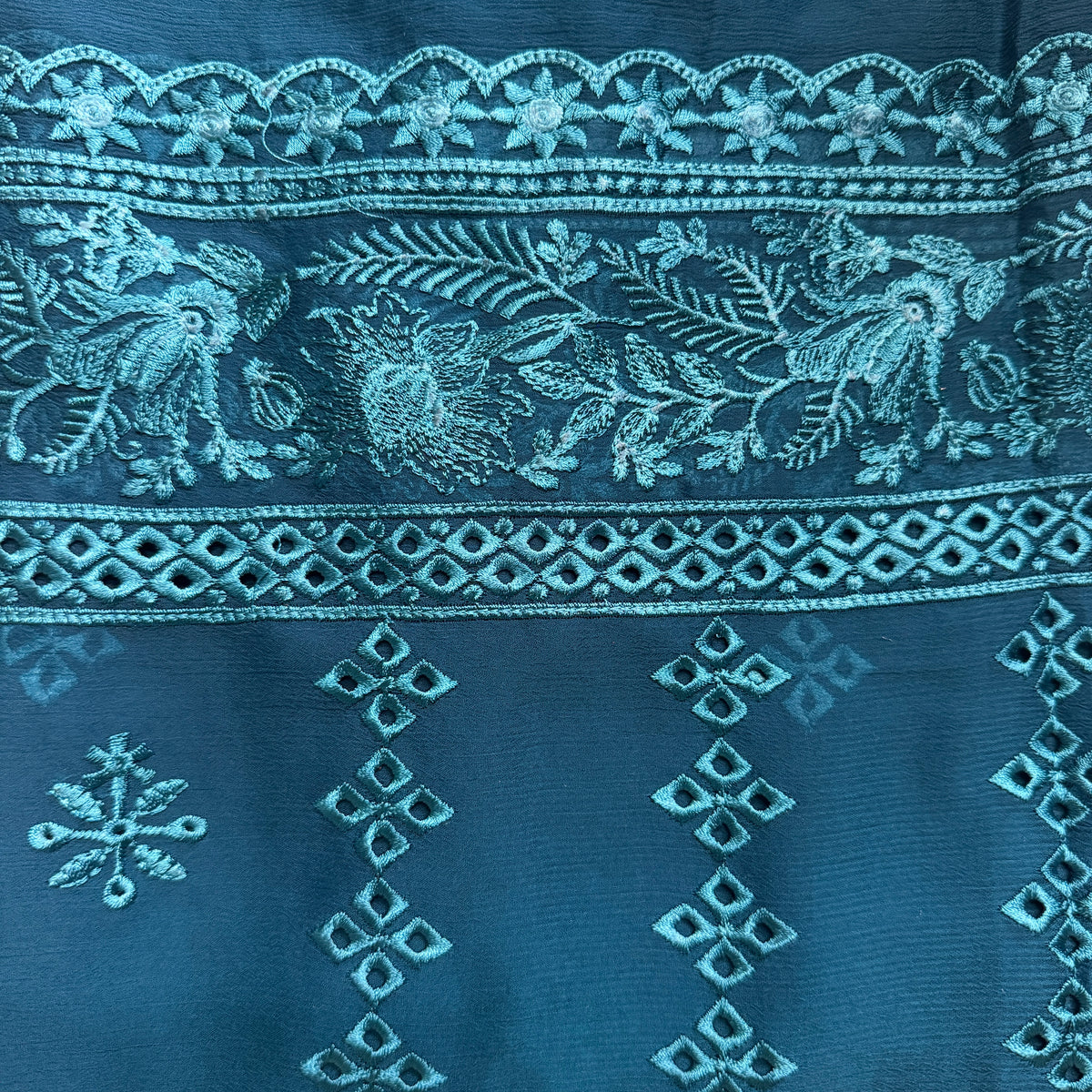 Thread work embroidery designs PWT003 zinc – crinkle chiffon with embroidery thread work Pakistani thread work dress
