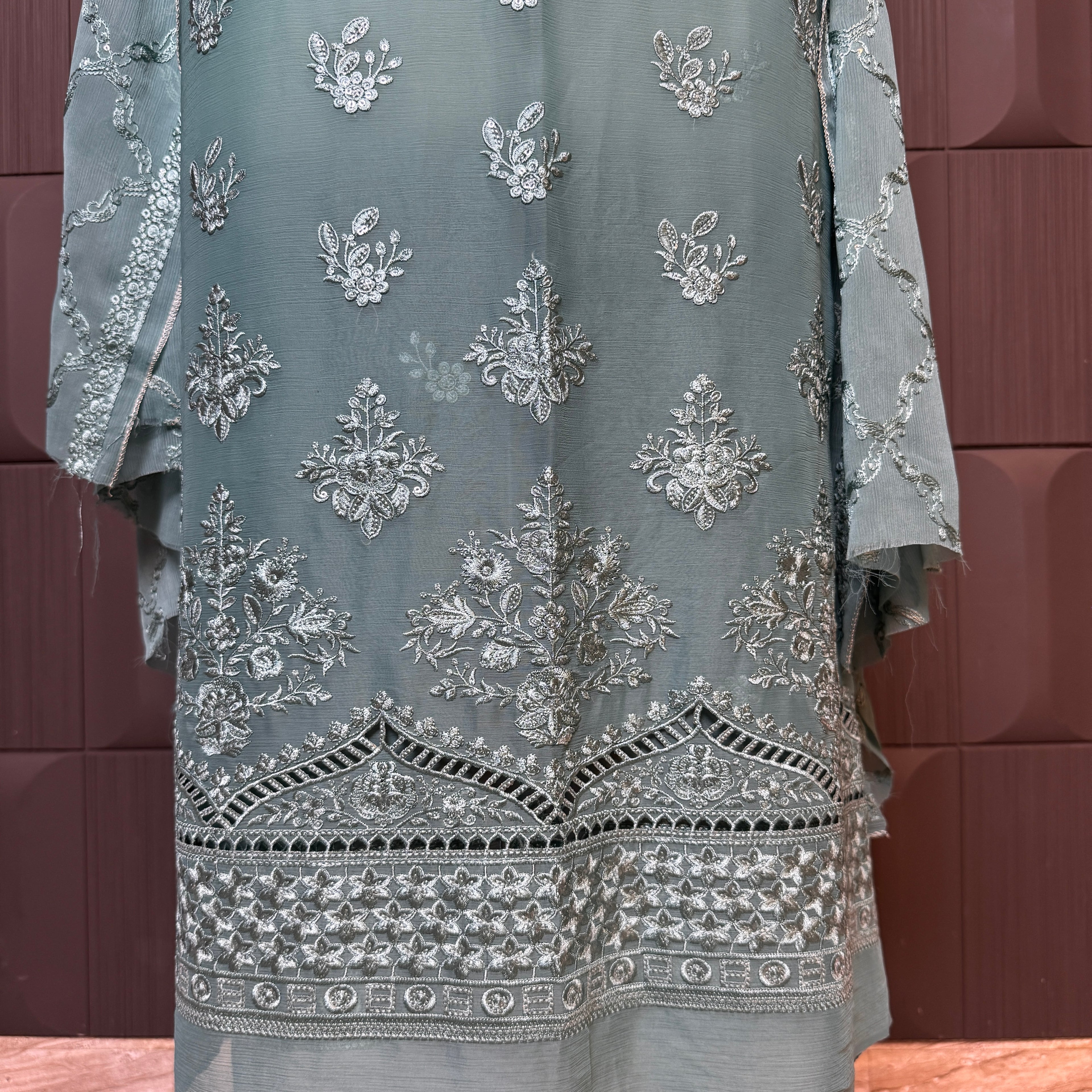 Thread work dresses PWT004 shirt daman view – crinkle chiffon with embroidery thread work Pakistani thread work suit design
