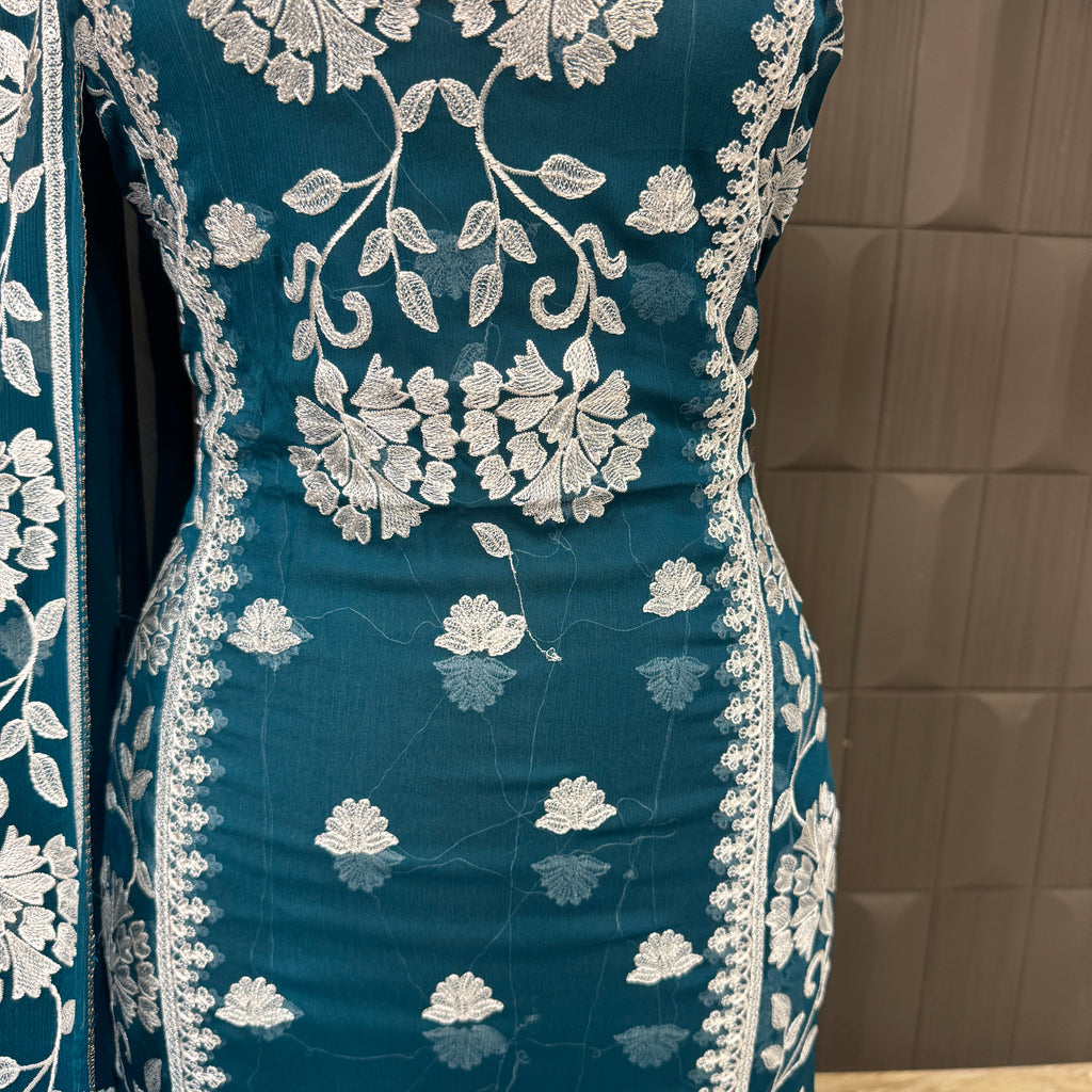 Thread work designs PWT007 shirt close up – embroidery thread work detail on crinkle chiffon fabric Pakistan
