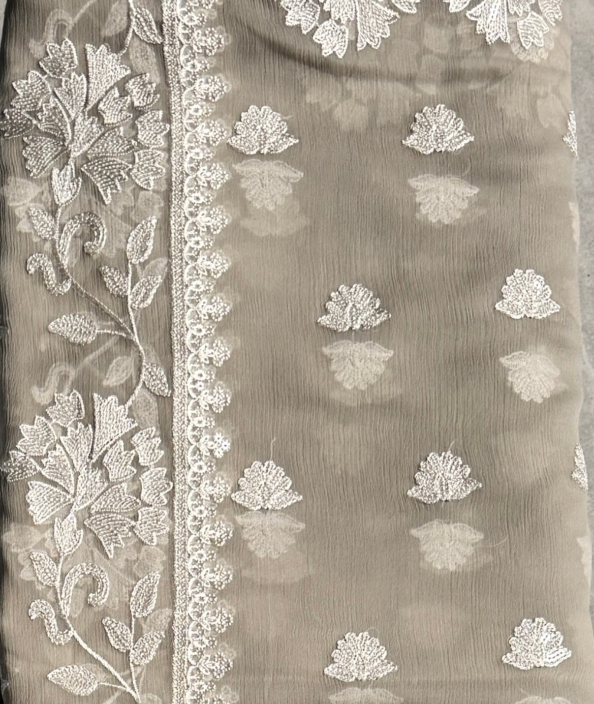 Crinkle chiffon suit PWT007 ash grey – crinkle chiffon with embroidery thread work and grip fabric inner Pakistan
